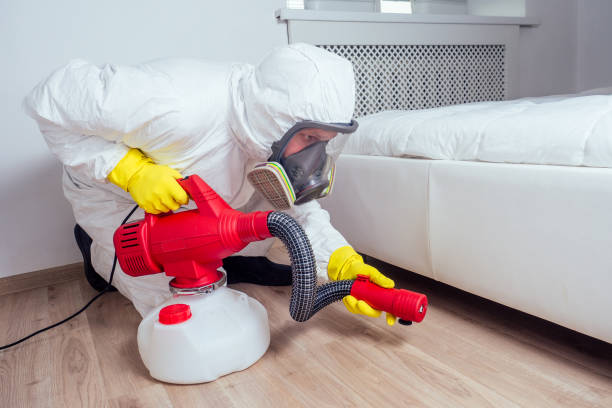 Best Emergency Pest Control  in Golf Manor, OH